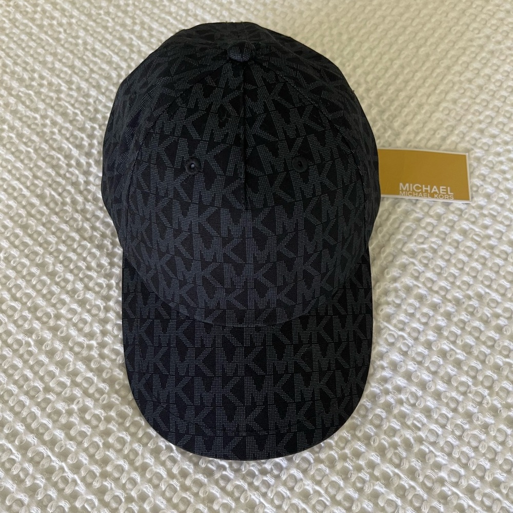 NWT MICHAEL KORS Hat